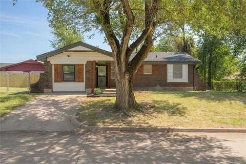 3912 Parkwoods Lane, Midwest City, OK 73110