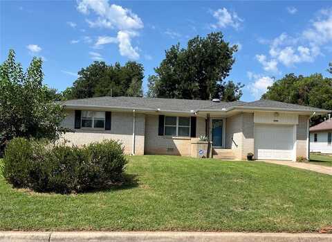 600 S 8th Street, Yukon, OK 73099