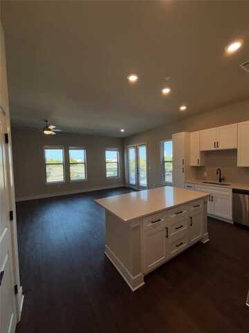 111 Town Place, Fairview, TX 75069