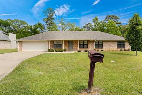 605 Briarwood Drive, Gladewater, TX 75647