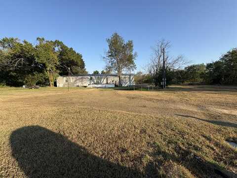 176 County Road 1436, Morgan, TX 76671