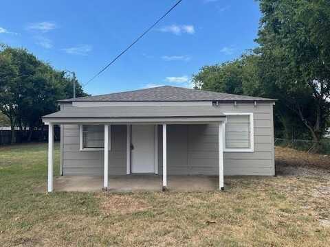 821 Bayport Drive, Lancaster, TX 75134