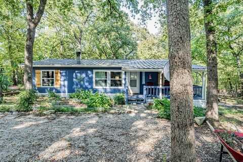 123 Pine Bluff Court, Springtown, TX 76082