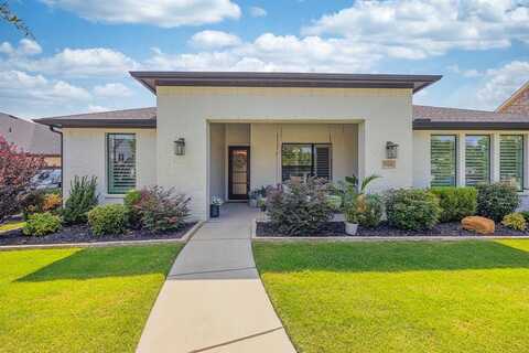 8304 Sayers Lane, North Richland Hills, TX 76182