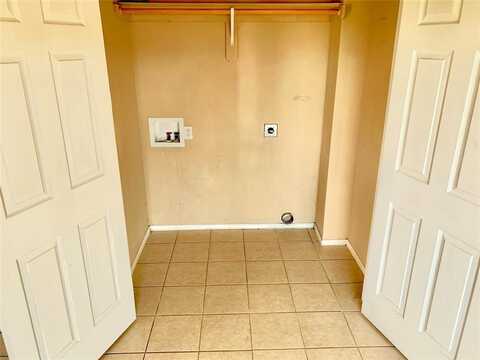 139 Lindas Creek Lane, Weatherford, TX 76088