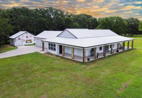 632 County Road 1952, Yantis, TX 75497