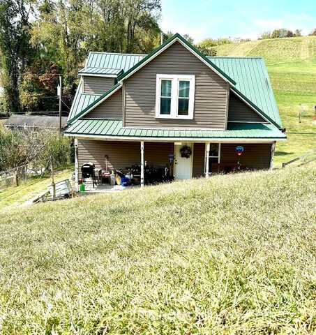 103 Orchard St, Salem, WV 26426