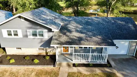 820 Old Bible Grove Road, Louisville, IL 62858