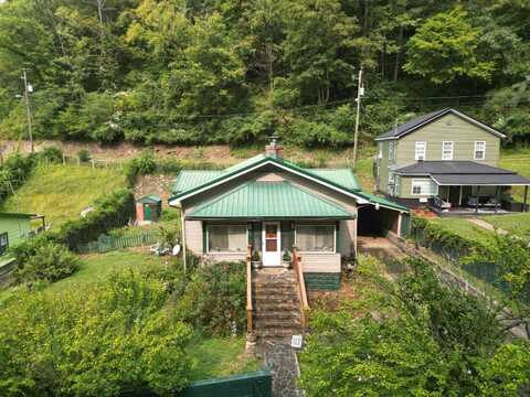 60 Warm Hollow Road, Matewan, WV 25678