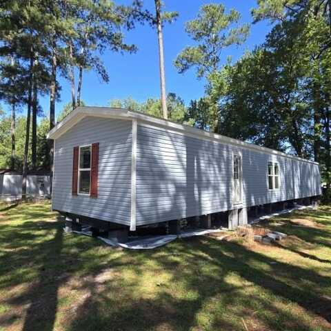 112 Joseph Dr., Raeford, NC 28376