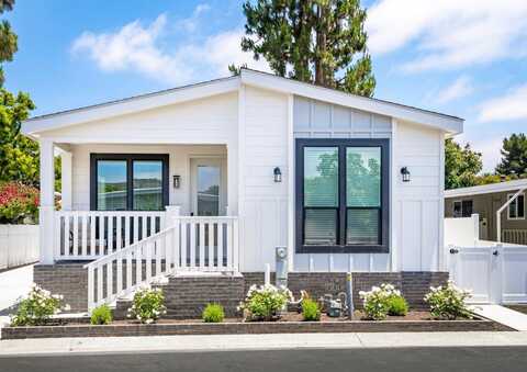 7205 Santa Barbara St., Carlsbad, CA 92011