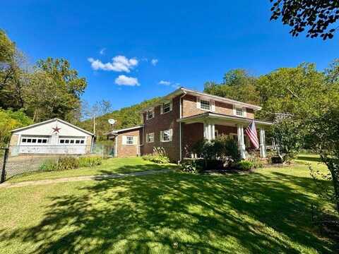 4638 Arnoldsburg Road, Spencer, WV 25276
