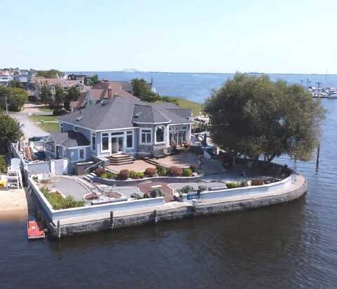 238 West Islip Rd, West Islip, NY 11795