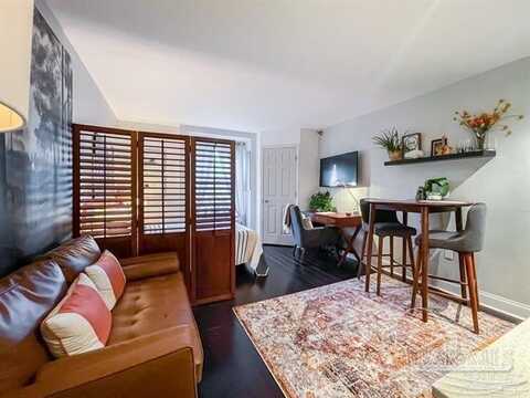 224 E Garden St, Pensacola, FL 32502