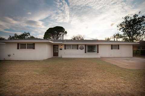 1403 Lanham St, Midland, TX 79701