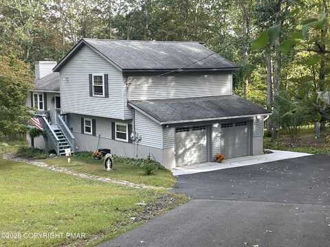 1214 St Anton Court, Henryville, PA 18332