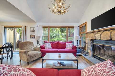 145 Pine Court, Tannersville, PA 18372