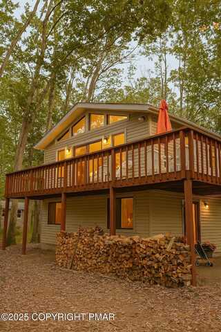 60 Spencer Lane, Albrightsville, PA 18210