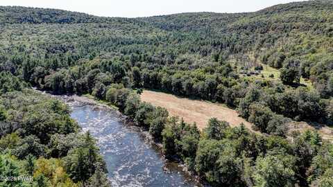 245 Lcpl Jacob Beisel Road, Lackawaxen, PA 18435