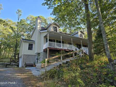 217 Canoebrook Drive, Lords Valley, PA 18428