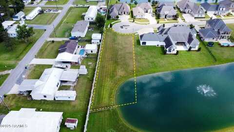 243 Bridgewater Place, Breaux Bridge, LA 70517