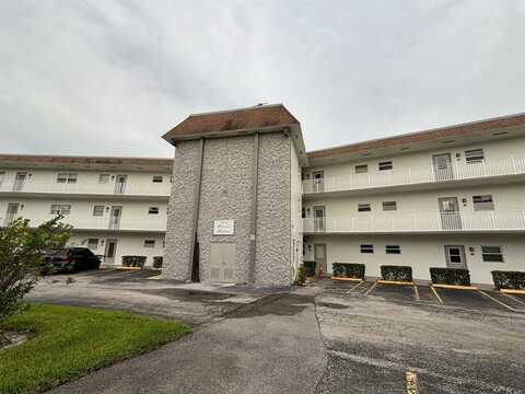 5000 NW 36th Street, Lauderdale Lakes, FL 33319