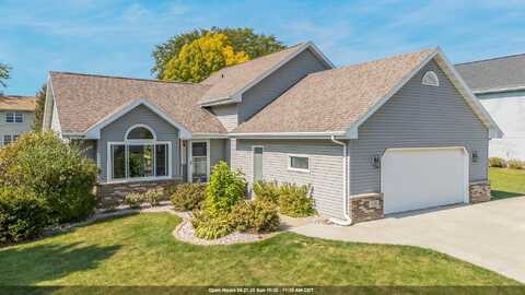 1341 ALPINE Lane, NEENAH, WI 54956