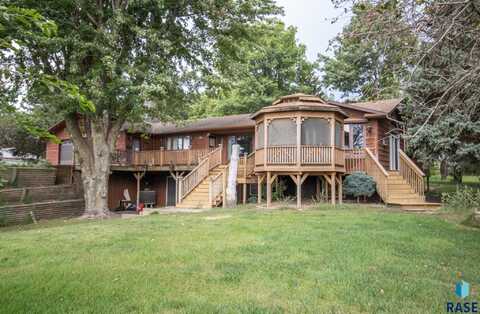 1690 290th St, Rock Valley, IA 51247