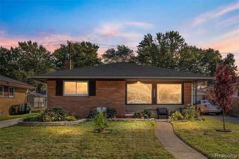 22206 Winshall Street, Saint Clair Shores, MI 48081