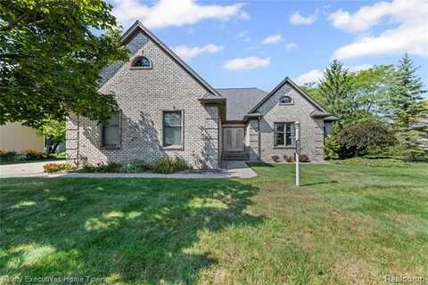 1070 Highland Drive, St. Clair, MI 48079