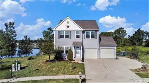 200 Lake Ridge Drive, Mason, MI 48854