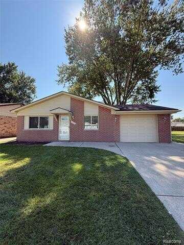 22836 EDGEWATER Street, Saint Clair Shores, MI 48082