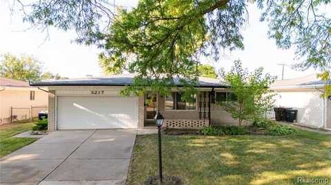 3217 Barton Drive, Sterling Heights, MI 48310