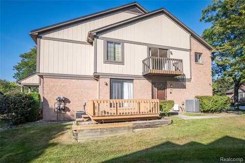 276 Meadow Bridge Drive, Rochester Hills, MI 48307