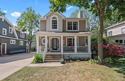 821 Forestdale Road, Royal Oak, MI 48067