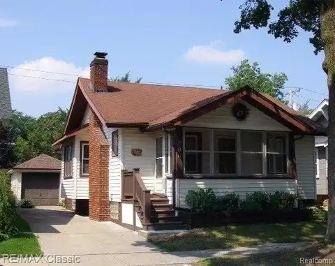 700 S PLEASANT Street, Royal Oak, MI 48067