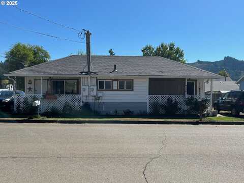 776 E FOURTH AVE, Sutherlin, OR 97479