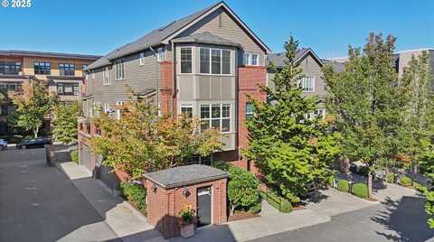 2374 NW RALEIGH ST, Portland, OR 97210