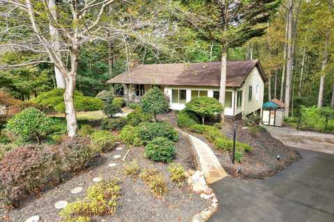 105 Prince CT, Goodview, VA 24095