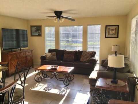1055 Crystal Way, Delray Beach, FL 33444
