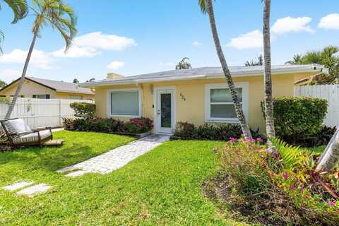 624 Allen Avenue, Delray Beach, FL 33483