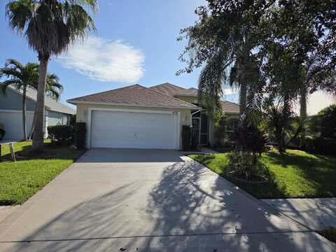 478 SW Sundance Trail, Port Saint Lucie, FL 34953