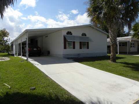 7 Grande Vista Way, Port Saint Lucie, FL 34952