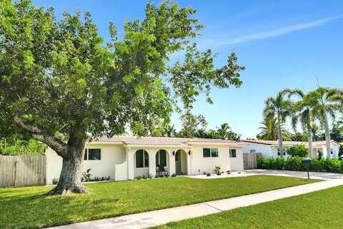 2320 NE 51st Street, Lighthouse Point, FL 33064