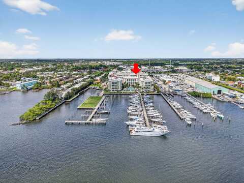 804 E Windward Way, Lantana, FL 33462