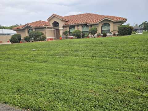 382 SE Naranja Avenue, Port Saint Lucie, FL 34983
