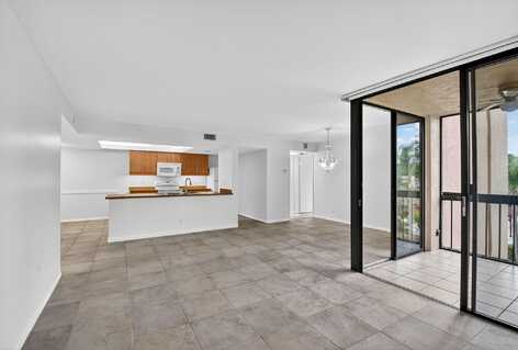 2255 Lindell Boulevard, Delray Beach, FL 33444
