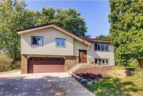 4501 Bramblewood Avenue, Vadnais Heights, MN 55127