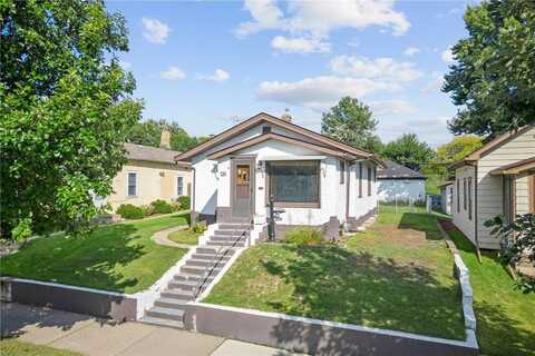 735 Buchanan Street NE, Minneapolis, MN 55413