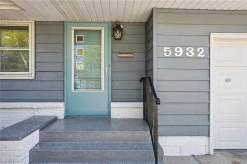5932 Admiral Lane N, Brooklyn Center, MN 55429